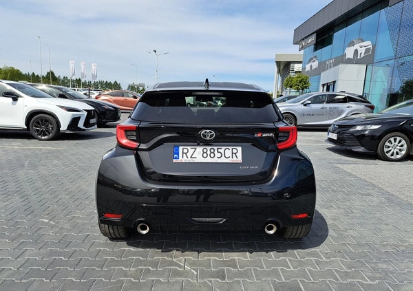 Toyota Yaris cena 159900 przebieg: 6197, rok produkcji 2021 z Sulejów małe 232